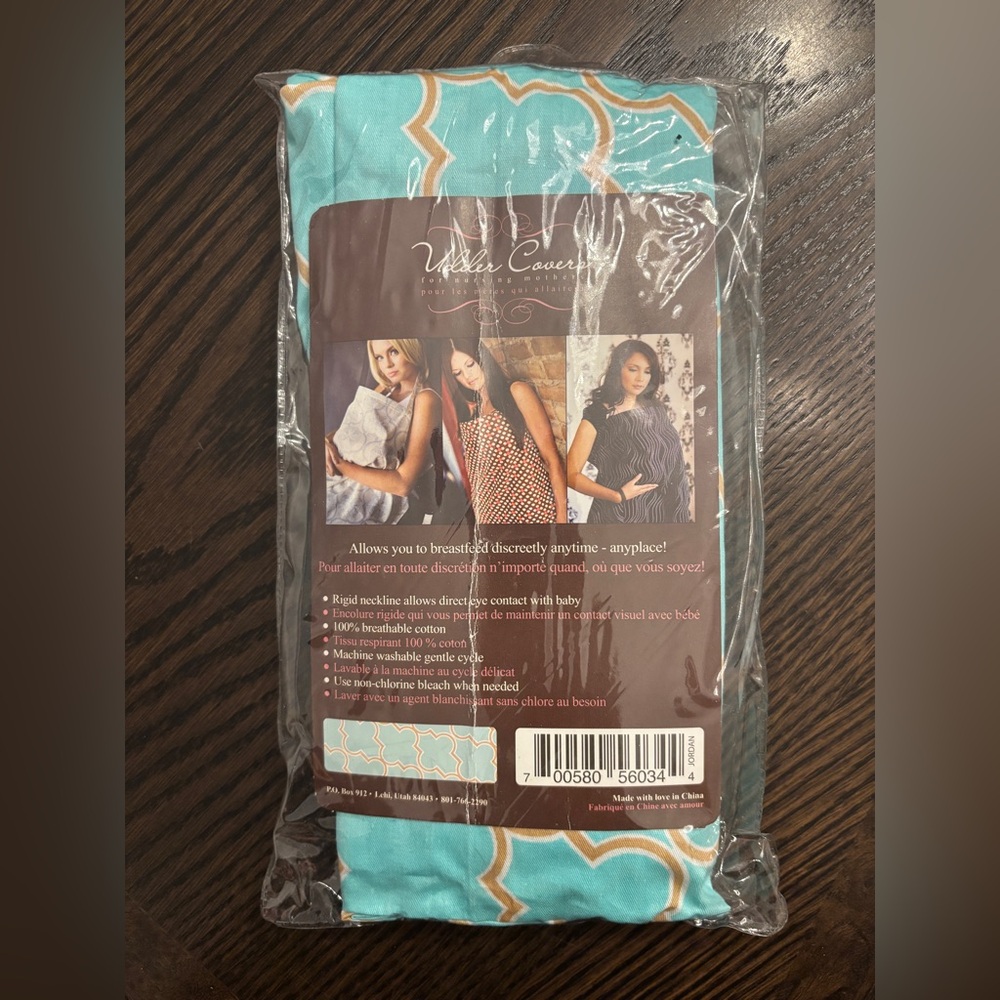 Udder Covers Nursing Cover in Blue and Tan